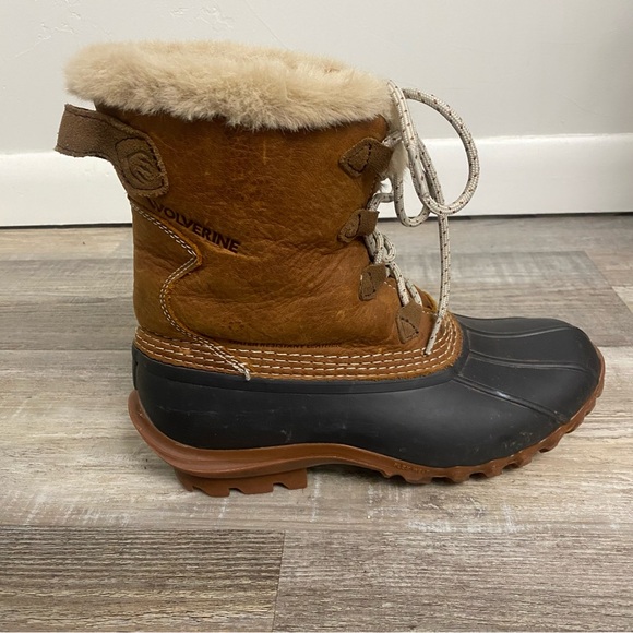 WOLVERINE WOMEN'S TORRENT FAUX FUR DUCK WINTER BOOTS ROUND TOE-size 9W *like NEW - Picture 2 of 10